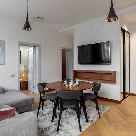 Roze Brivzemnieka Apartments Lipawa Zewnętrze zdjęcie